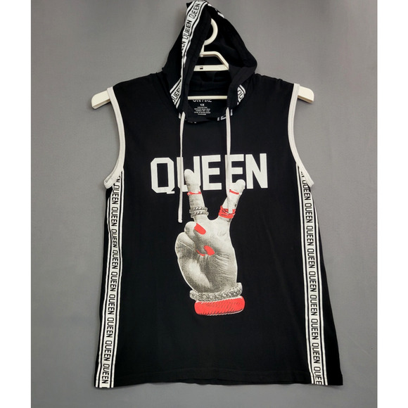 On Fire Hooded Top Womens 1X Black White Queen Graphic Drawstring Sleeveless - Picture 1 of 10